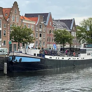 ** Hotel Hotelboot Sarah Niederlande